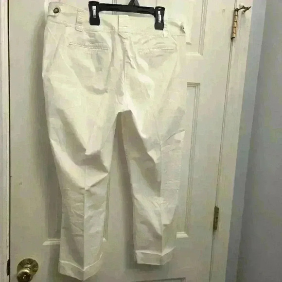 Tommy Hilfiger White Capri Pants, Size 12 - Picture 3 of 3